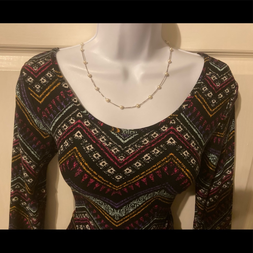 Hot Kiss Peplum Dress, Size Medium. - Picture 4 of 15